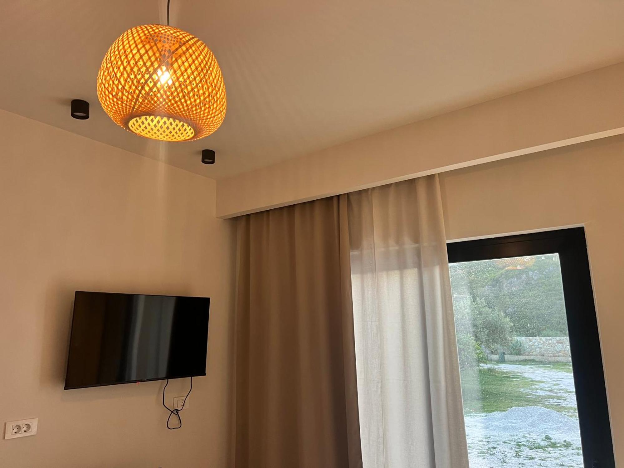 Apartment Calliope Himare